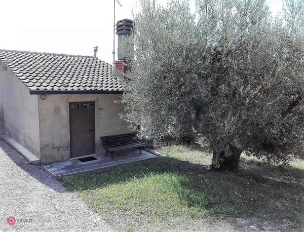 casa indipendente in vendita a Magione in zona Villa