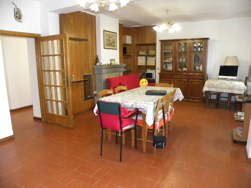 casa indipendente in vendita a Magione in zona Villa