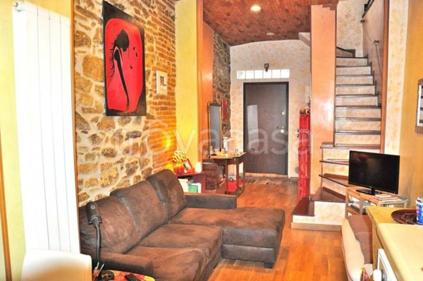casa indipendente in vendita a Magione