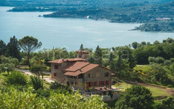 casa indipendente in vendita a Magione