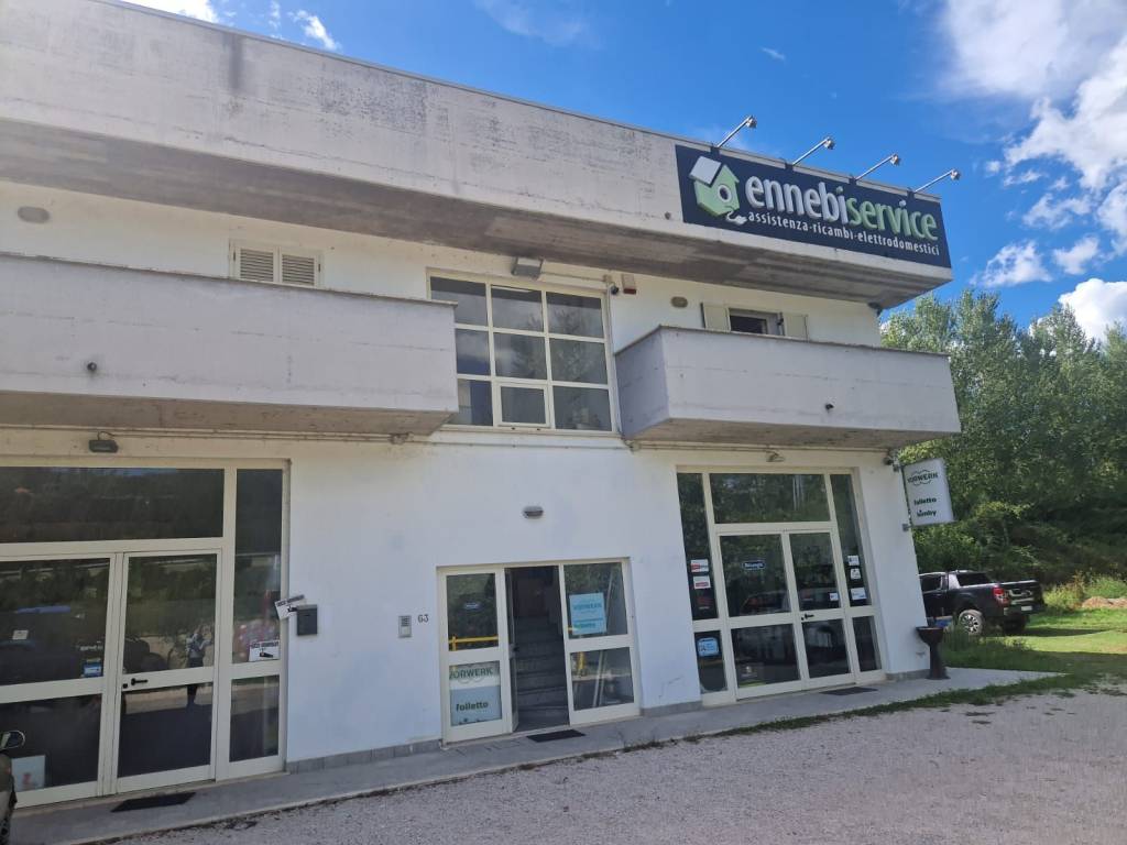 intera palazzina in vendita a Magione