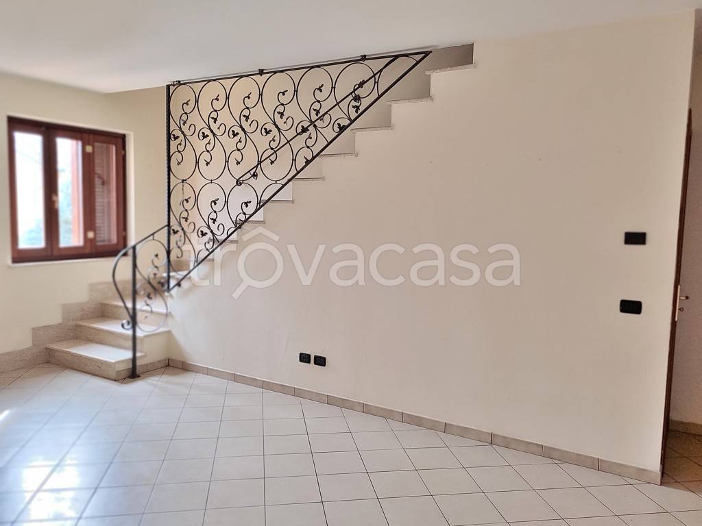 casa indipendente in vendita a Magione in zona Villa