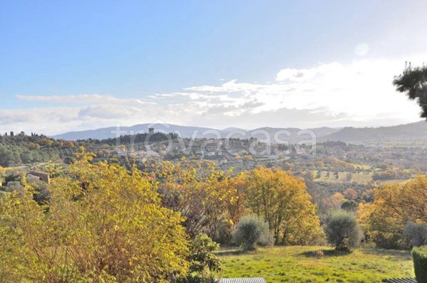 casa indipendente in vendita a Magione in zona Villa