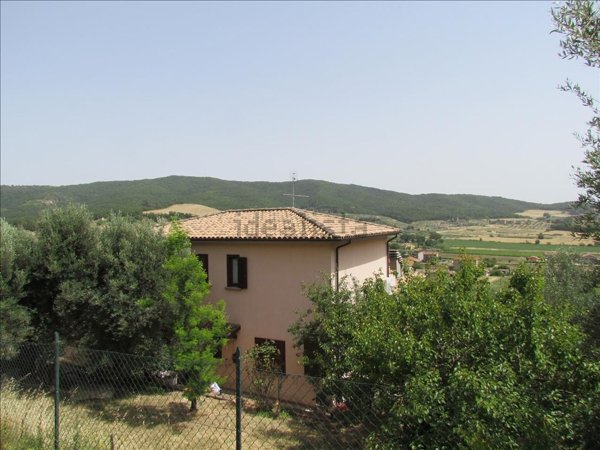 casa indipendente in vendita a Magione in zona Villa