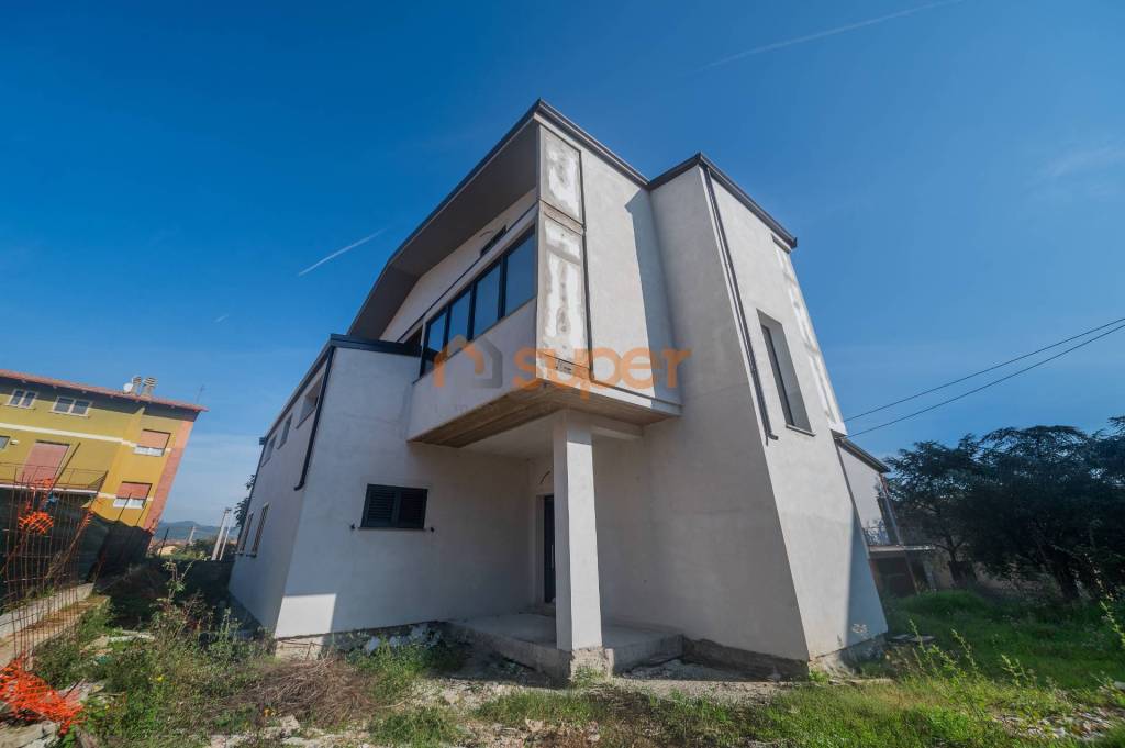 casa indipendente in vendita a Magione