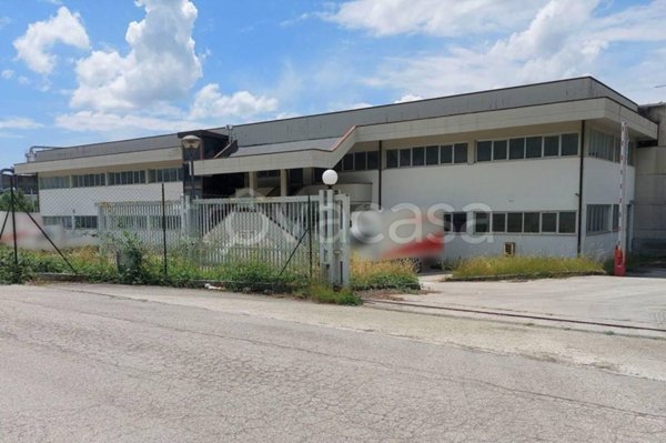quadrivano in vendita a Magione in zona Soccorso