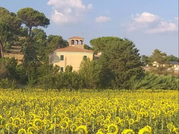 casa indipendente in vendita a Magione in zona Villa