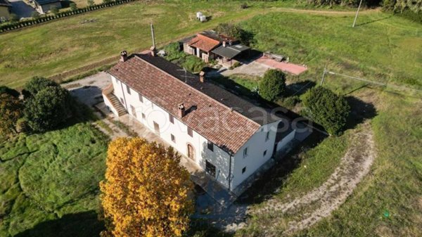 casa indipendente in vendita a Magione in zona Villa