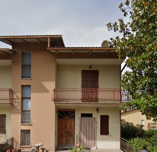 casa indipendente in vendita a Magione