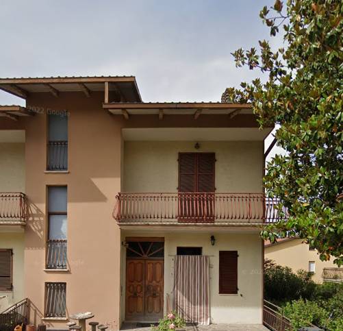 casa indipendente in vendita a Magione