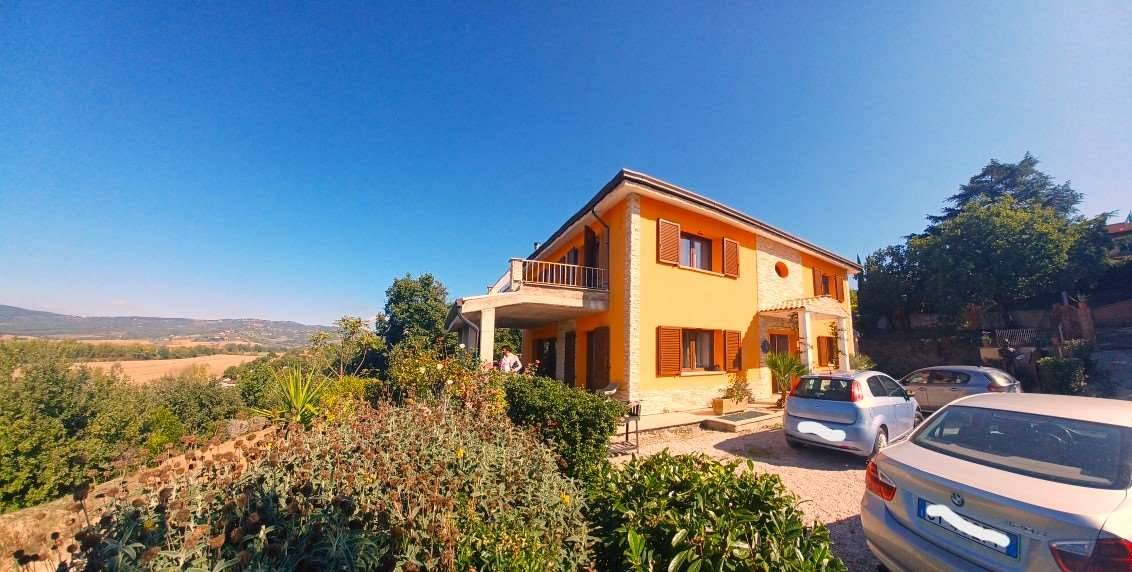 casa indipendente in vendita a Magione in zona Villa
