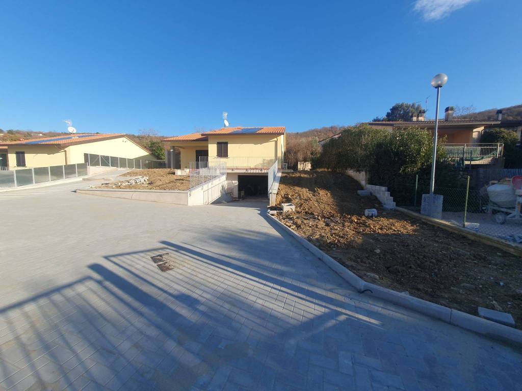 casa indipendente in vendita a Magione in zona Villa