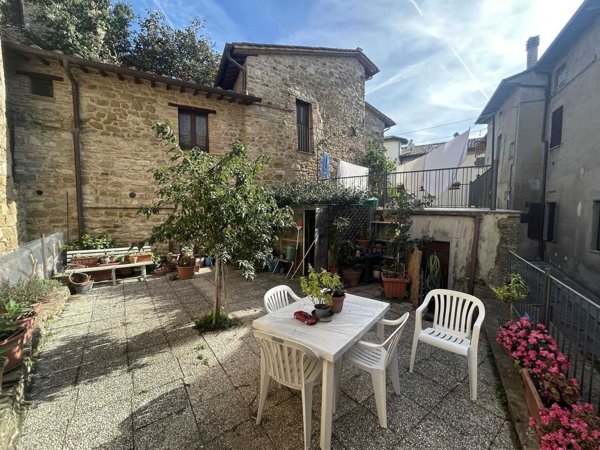 appartamento in vendita a Magione in zona Monte del Lago