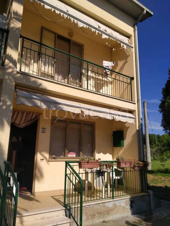 casa indipendente in vendita a Magione in zona San Feliciano