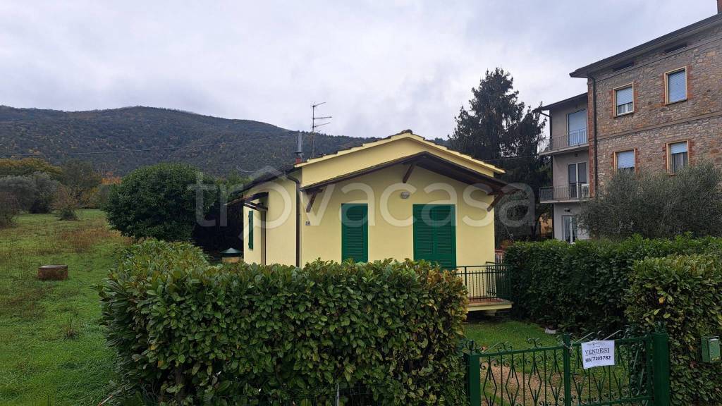 casa indipendente in vendita a Magione in zona Sant’Arcangelo