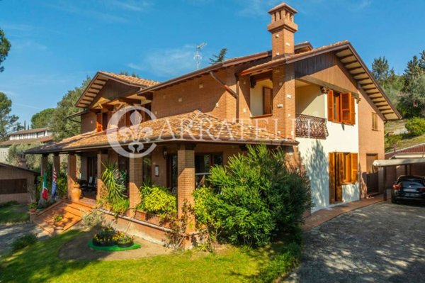 casa indipendente in vendita a Magione in zona Villa