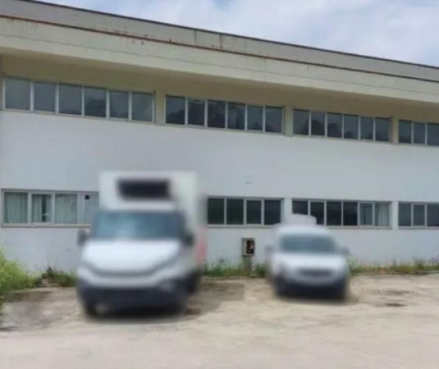 locale commerciale in vendita a Magione in zona Soccorso