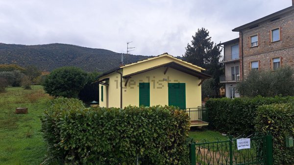 casa indipendente in vendita a Magione in zona Sant’Arcangelo