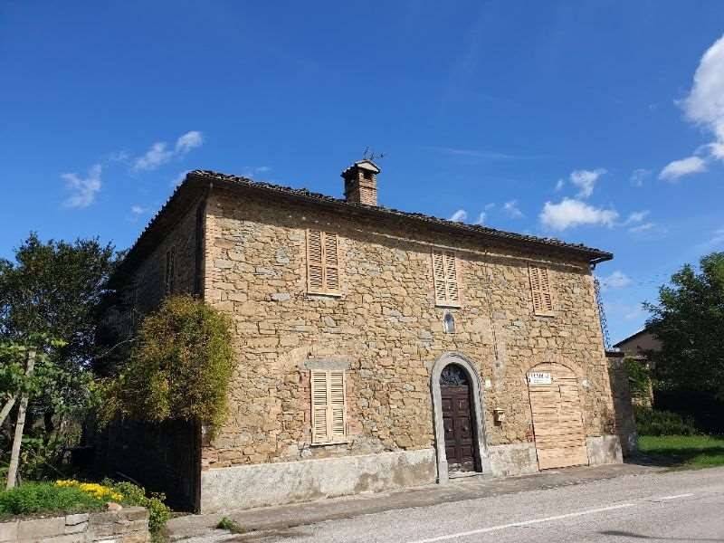 casa indipendente in vendita a Magione