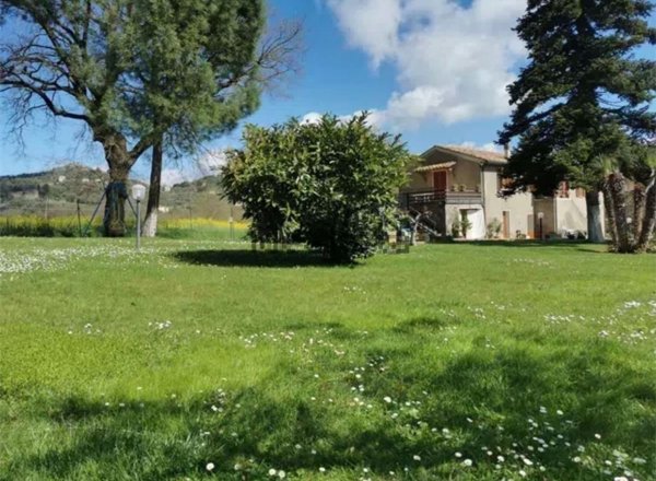 casale in vendita a Magione
