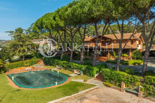 casa indipendente in vendita a Magione in zona Villa