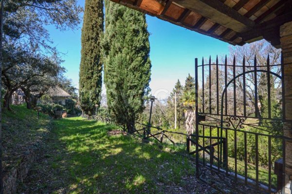 casa indipendente in vendita a Magione in zona San Feliciano