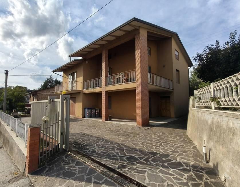 casa indipendente in vendita a Magione in zona Soccorso