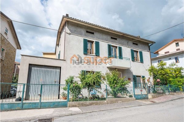 casa indipendente in vendita a Magione