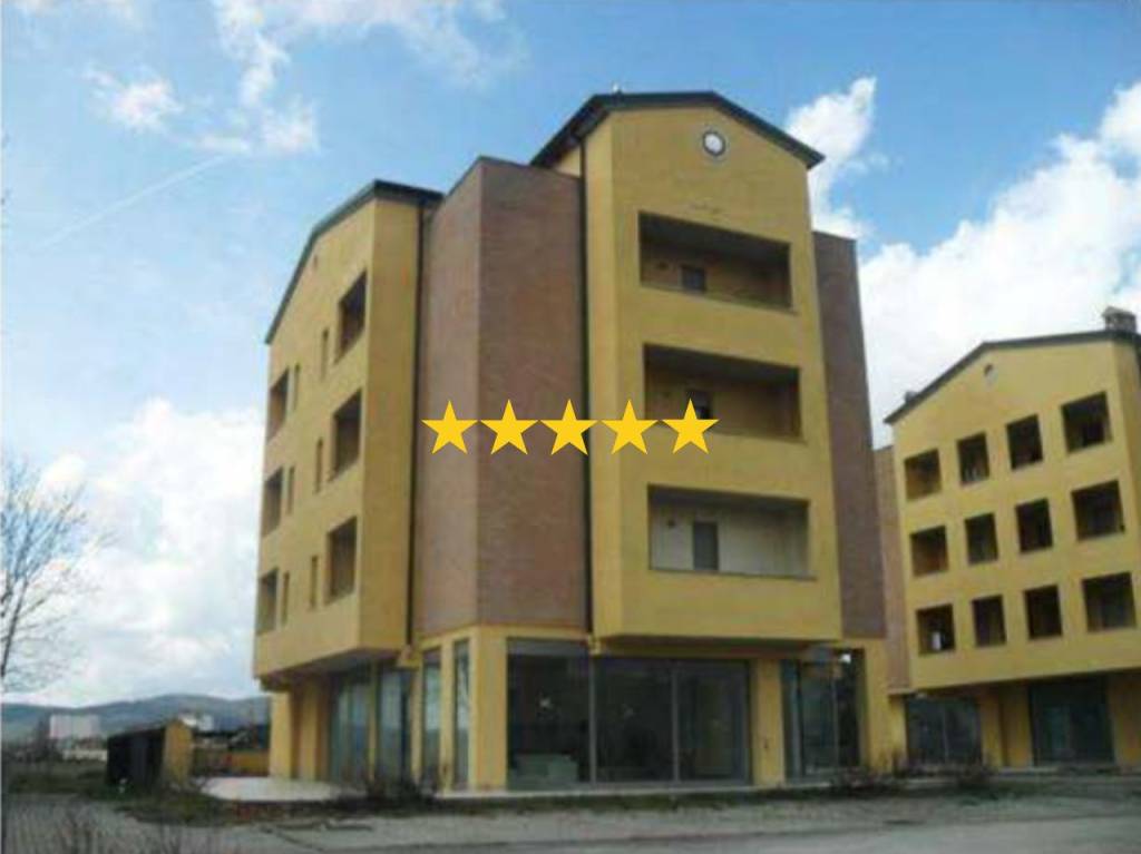 negozio in vendita a Magione