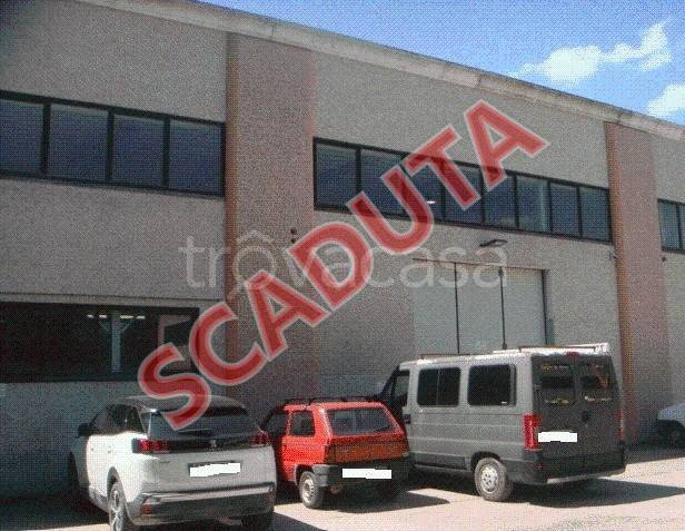 negozio in vendita a Magione