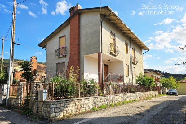 casa indipendente in vendita a Magione in zona Sant’Arcangelo