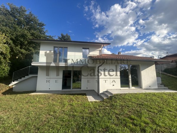 casa indipendente in vendita a Magione in zona San Feliciano