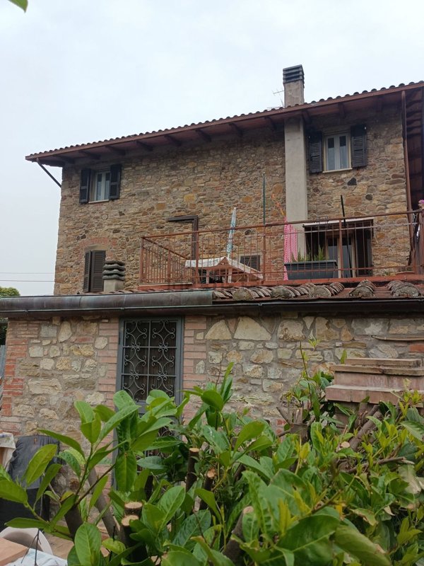 casa indipendente in vendita a Magione in zona Sant’Arcangelo