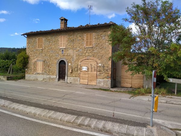 casale in vendita a Magione