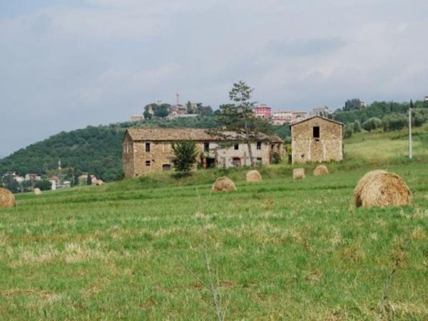 casale in vendita a Magione