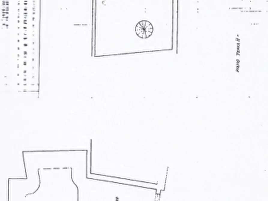 locale commerciale in vendita a Magione