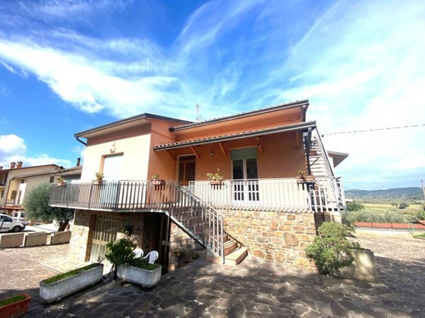 casa indipendente in vendita a Magione in zona Agello