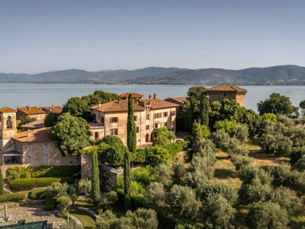 villa in vendita a Magione in zona Villa