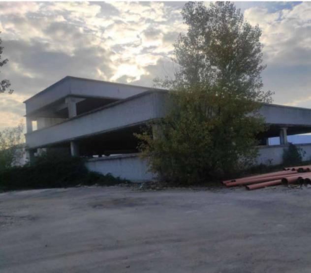 pentavano in vendita a Magione