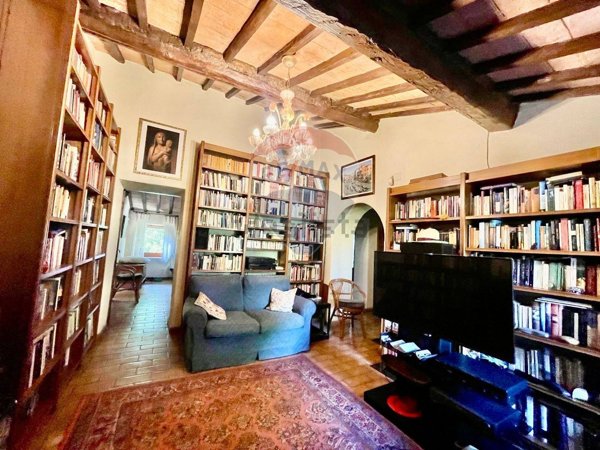 casa indipendente in vendita a Magione in zona Villa
