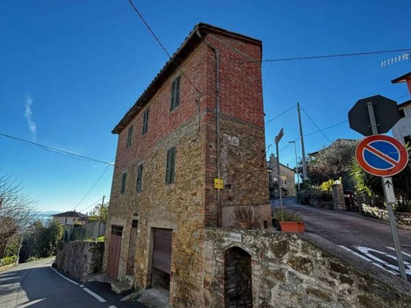 casa indipendente in vendita a Magione in zona Agello