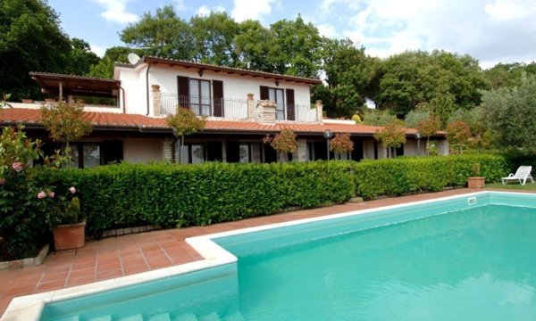 casale in vendita a Magione