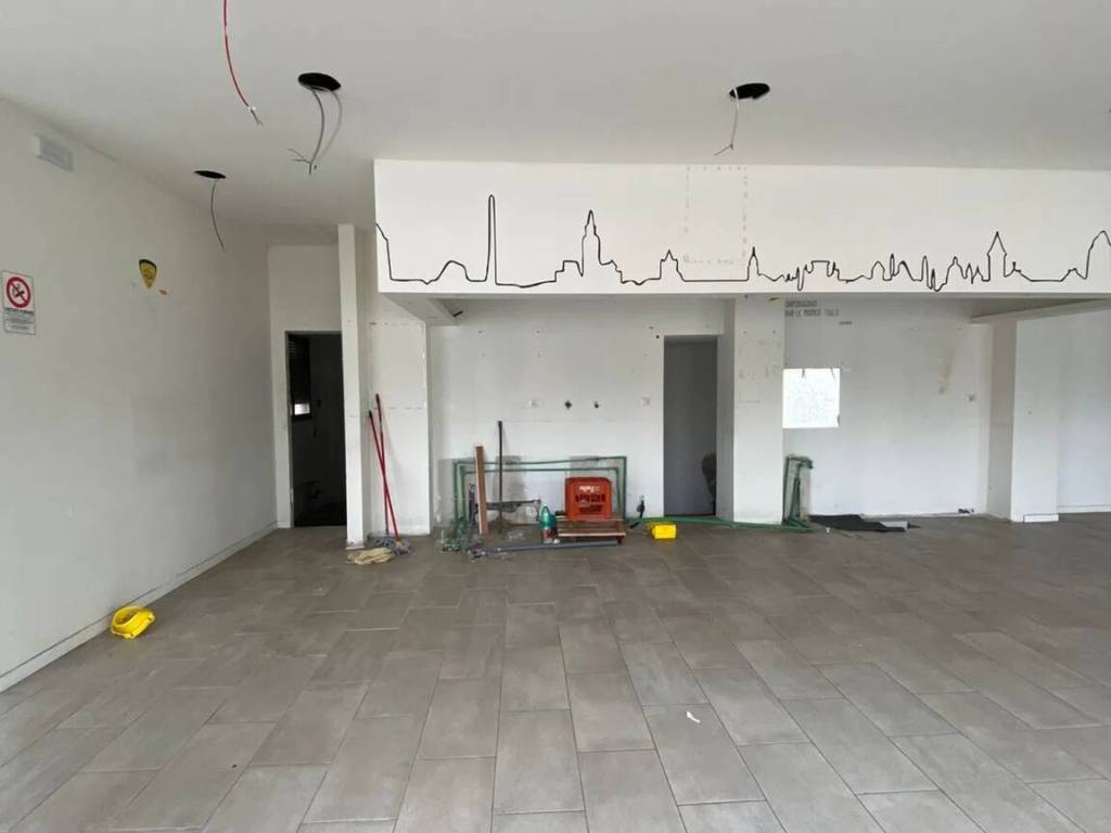 negozio in vendita a Magione in zona Soccorso