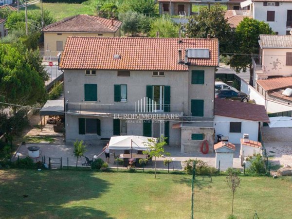 casa indipendente in vendita a Magione in zona Sant’Arcangelo