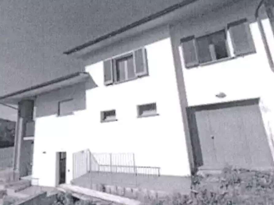 casa indipendente in vendita a Magione in zona Villa