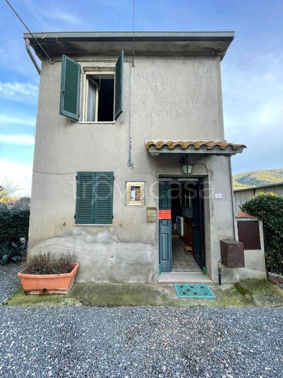casa indipendente in vendita a Magione in zona Sant’Arcangelo
