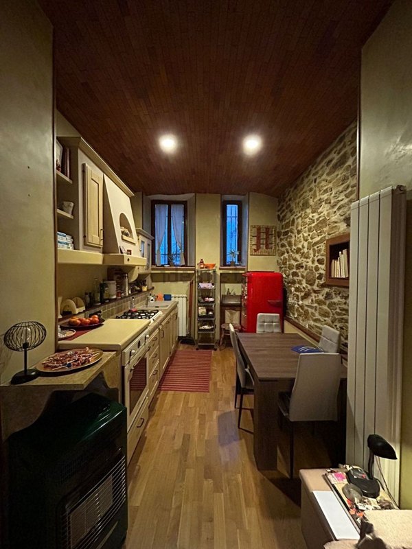 casa indipendente in vendita a Magione