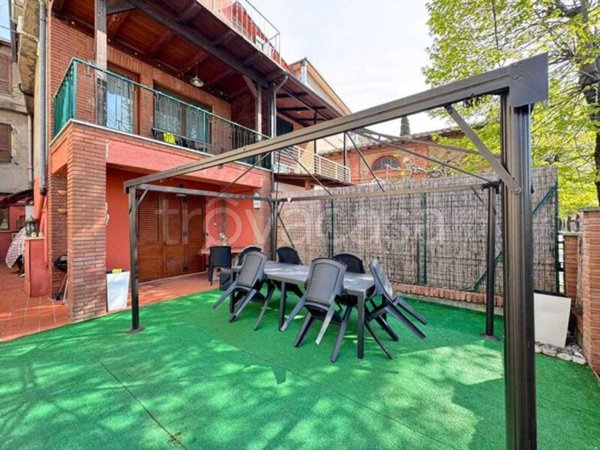 casa indipendente in vendita a Magione in zona Torricella