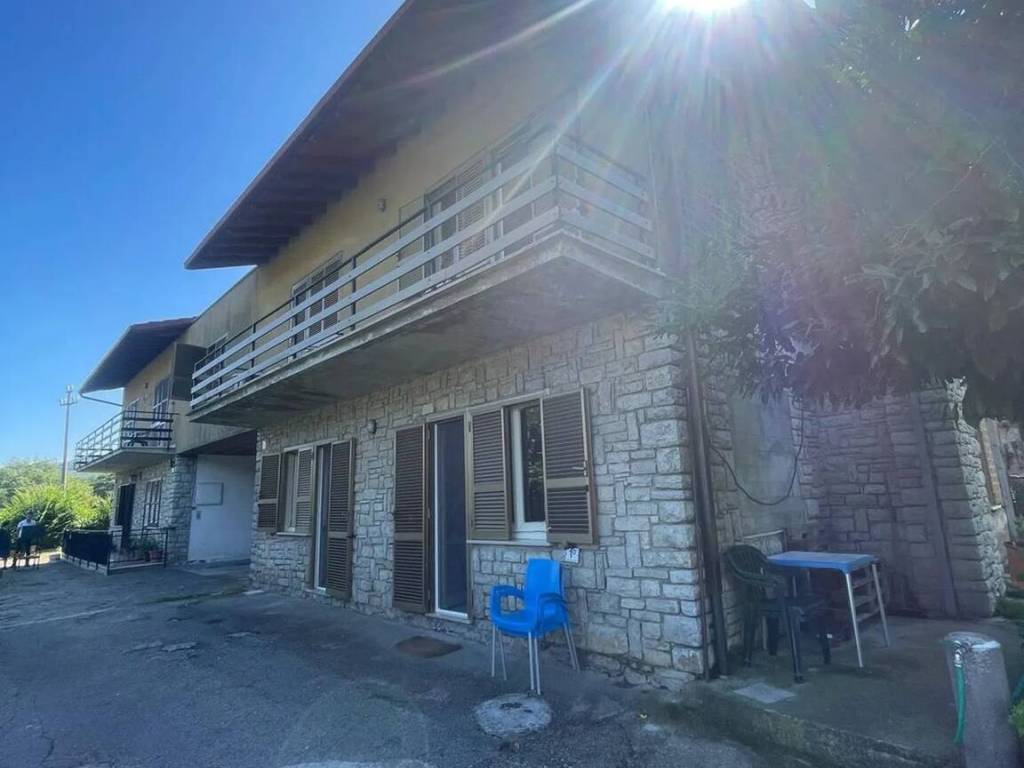 casa indipendente in vendita a Magione in zona San Savino
