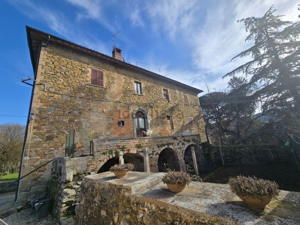 casale in vendita a Magione